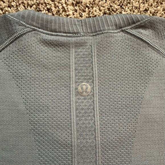Lululemon blue Swiftly Tech short sleeve tee size 6 - Picture 8 of 12
